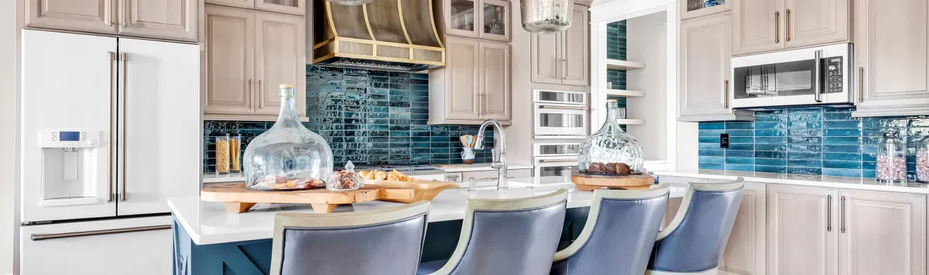 cafe-kitchen-blue-backsplash